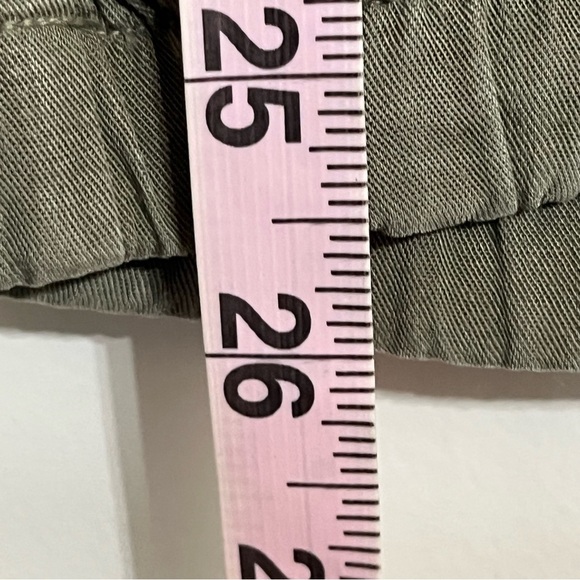 Cloth & Stone Anthropologie Pants Size Medium Pull On Jogger Side Buttons Olive - Picture 7 of 13
